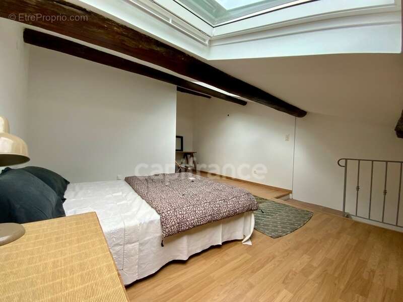 Appartement à CUCURON