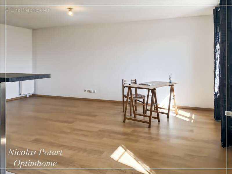 Appartement à LA CHAPELLE-EN-SERVAL