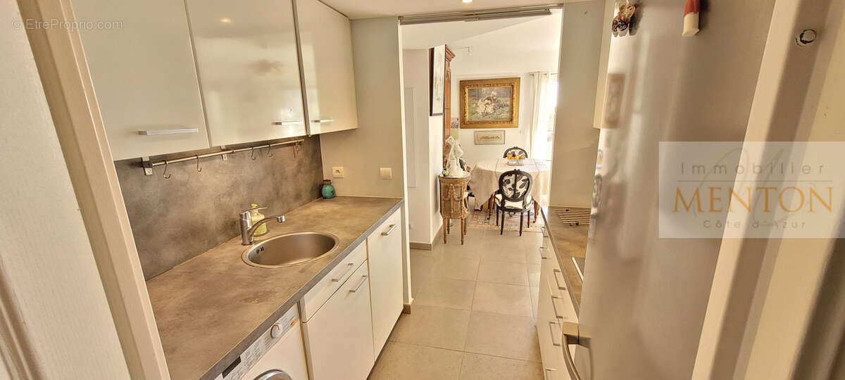 Appartement à ROQUEBRUNE-CAP-MARTIN