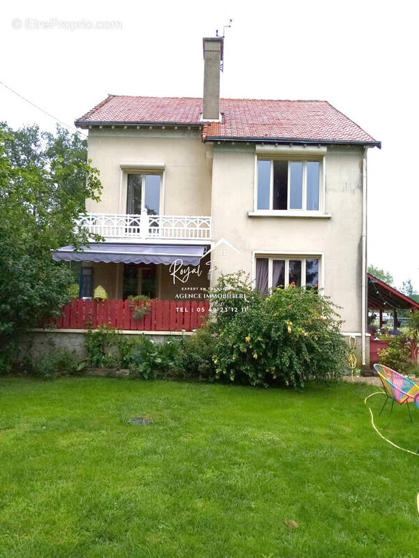 Maison à GIZEUX