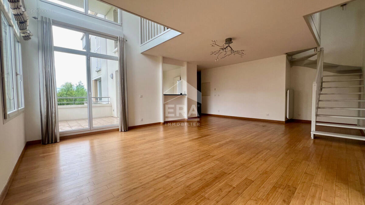 Appartement à JUVISY-SUR-ORGE