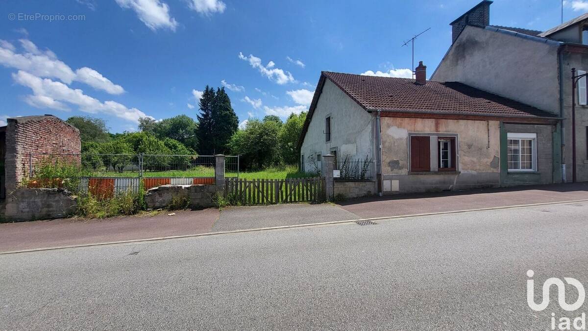 Photo 1 - Maison à LAVAVEIX-LES-MINES