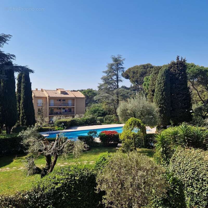Appartement à VENCE
