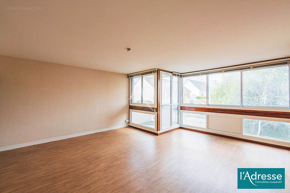Appartement à TINQUEUX