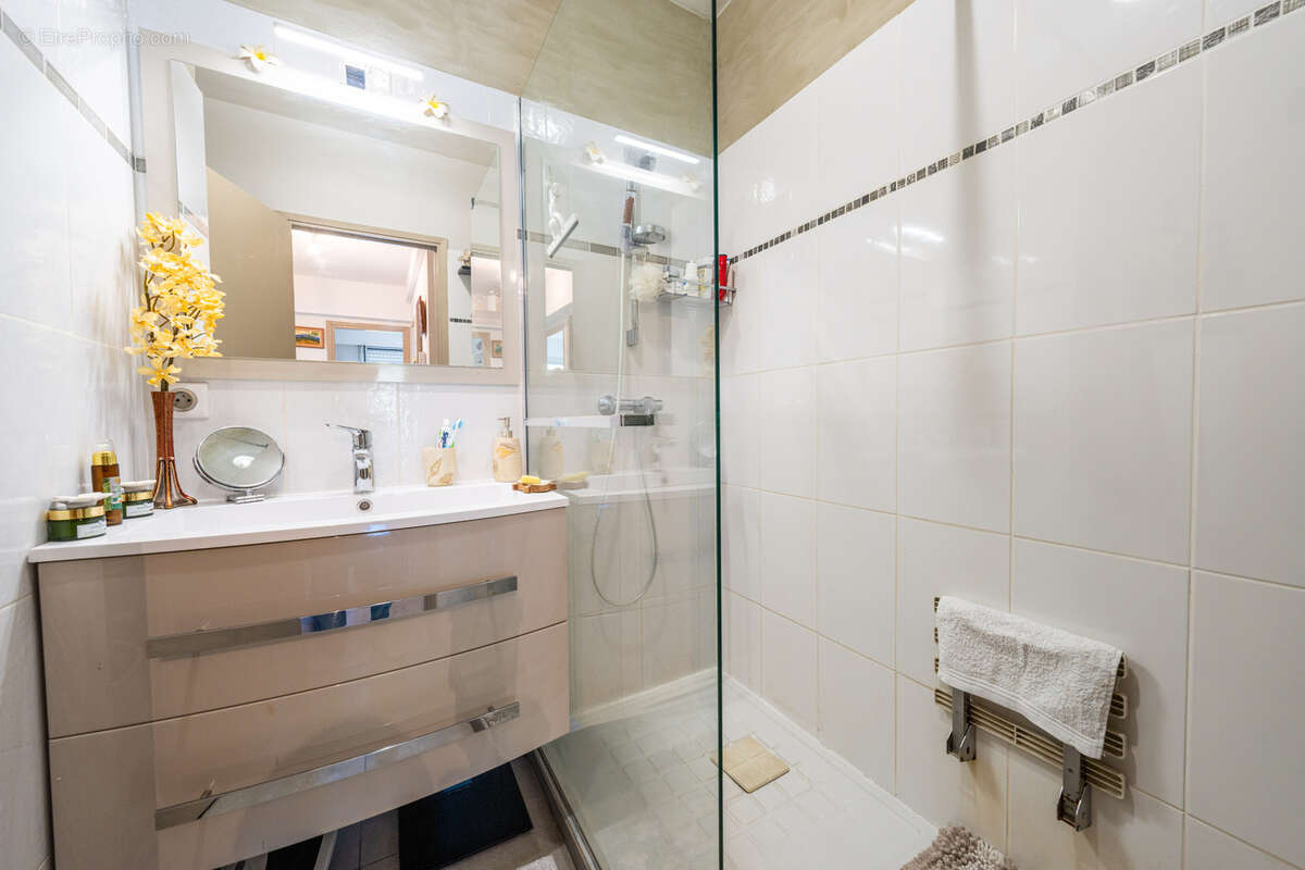 Appartement à VENCE