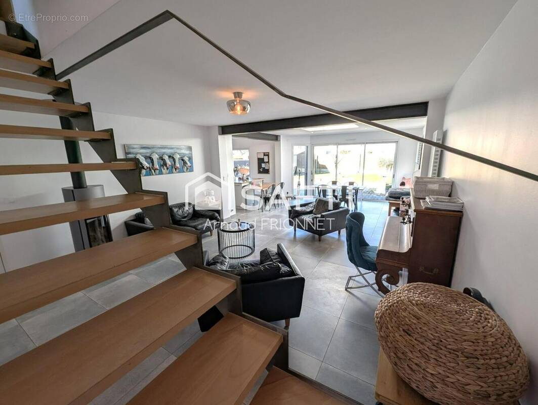 Photo 1 - Maison à SAINT-BARTHELEMY-D&#039;ANJOU