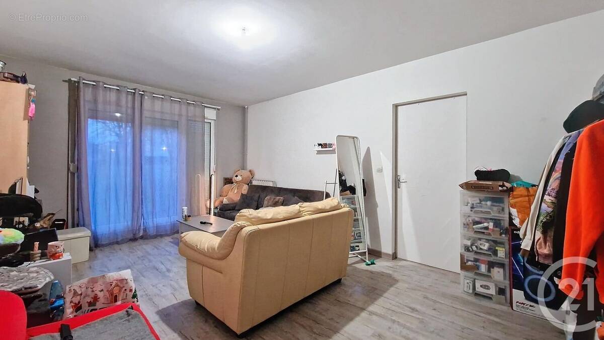 Appartement à LA CHAPELLE-SAINT-LUC