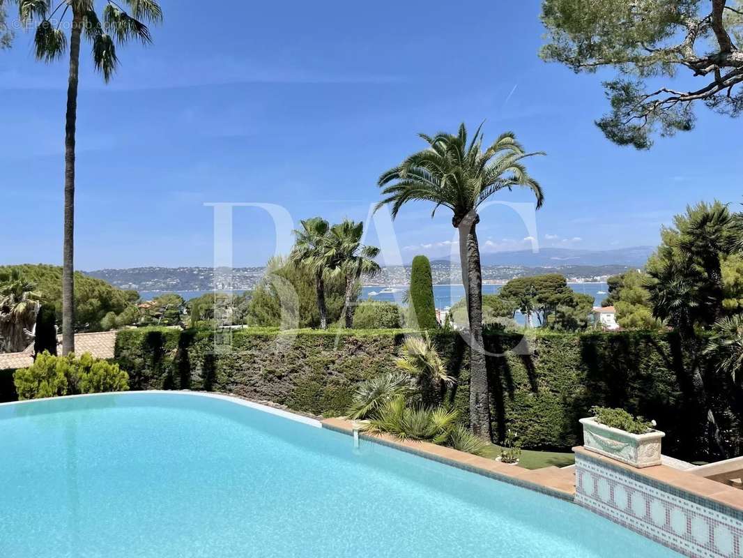 Maison à ANTIBES