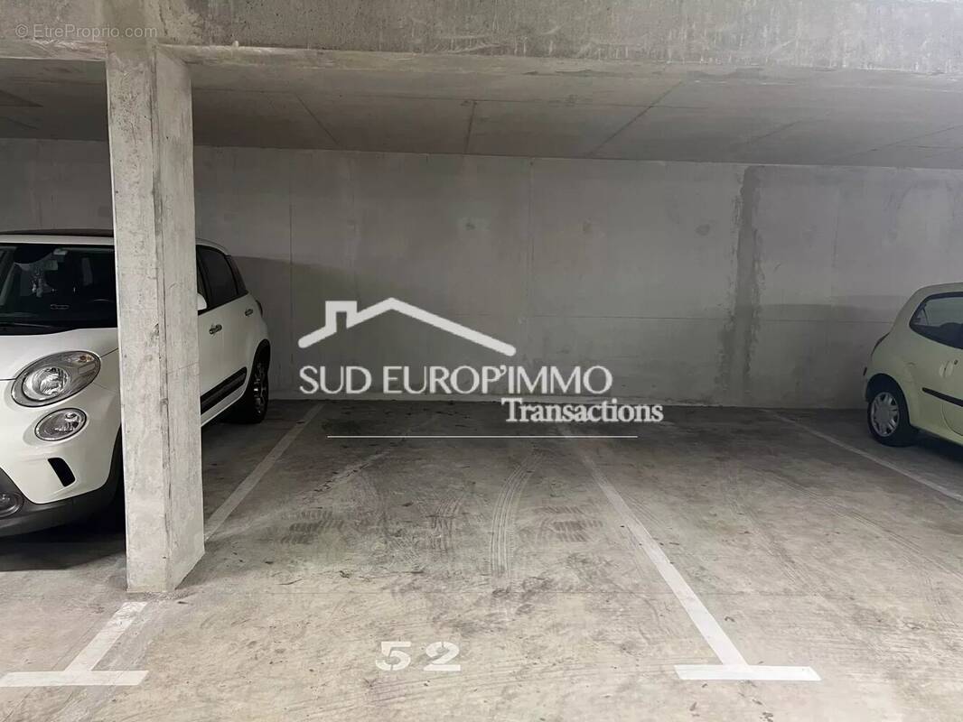 Parking à NICE