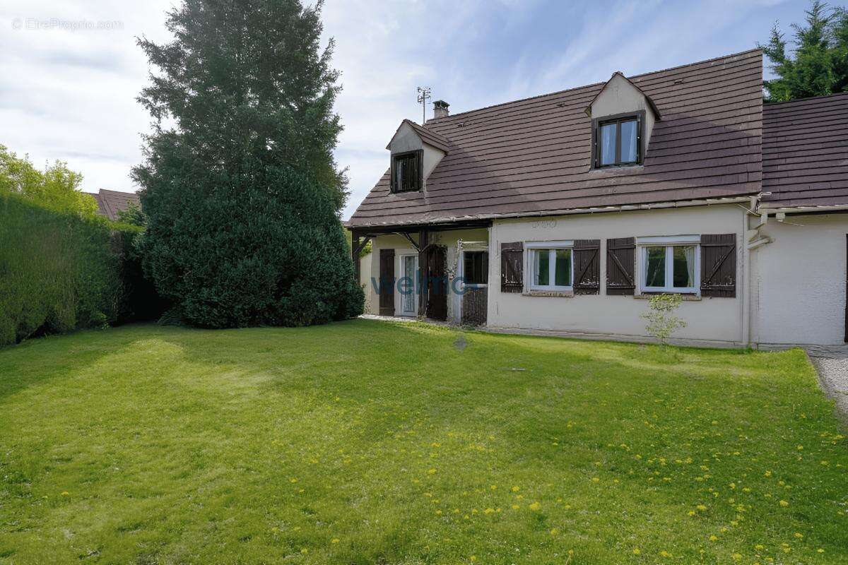 Maison à VERNEUIL-L&#039;ETANG