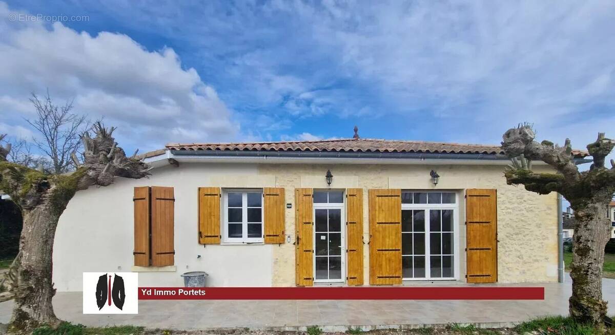 Maison à VIRELADE