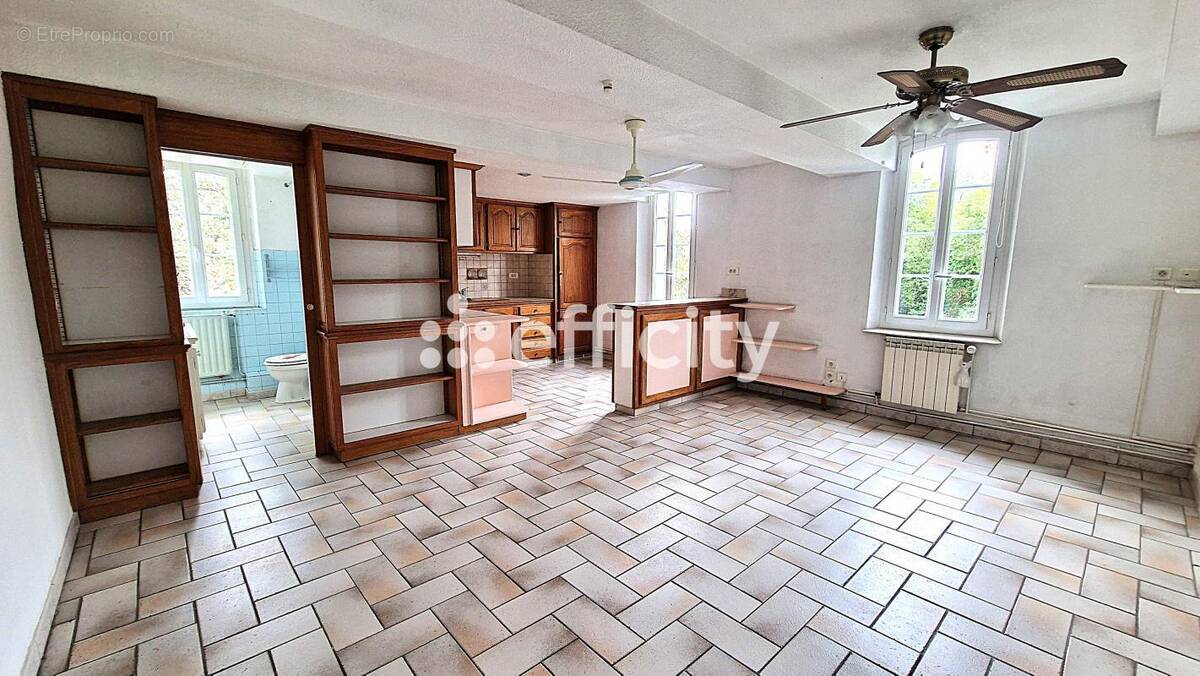 Appartement à FAYENCE