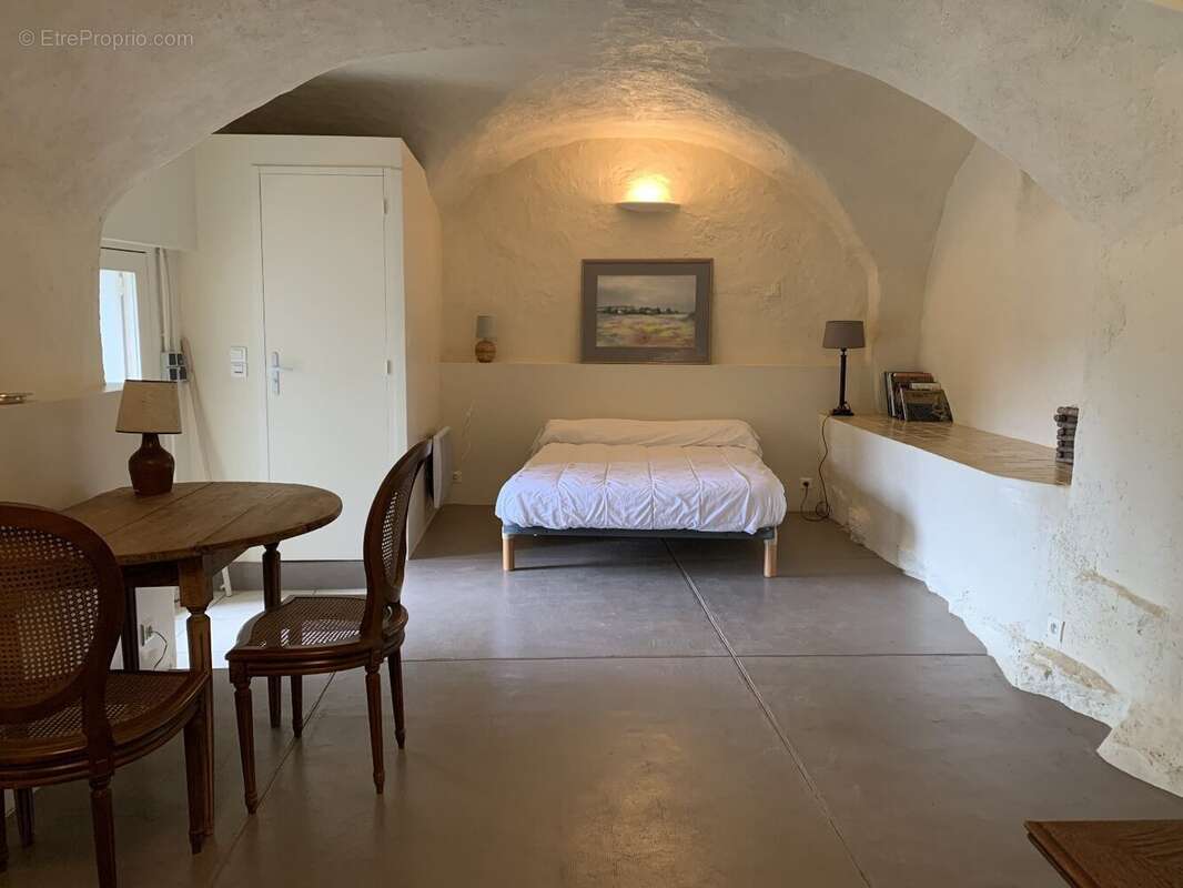 Maison à POMPIGNAN