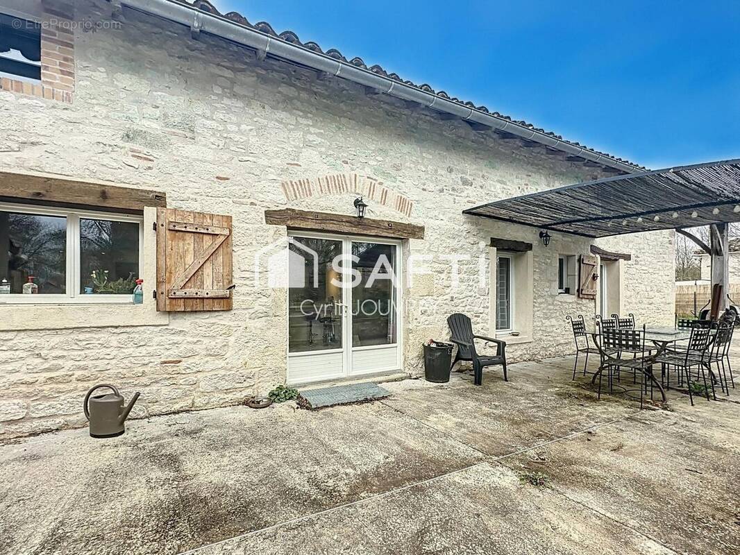 Photo 1 - Maison à PUYLAROQUE