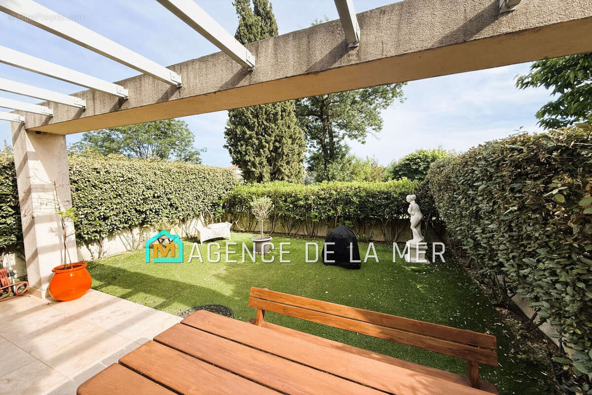 Appartement à MANDELIEU-LA-NAPOULE
