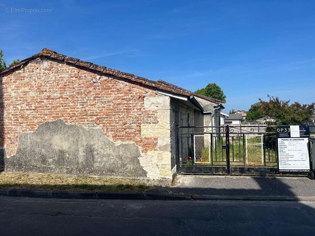 Maison à BLANQUEFORT