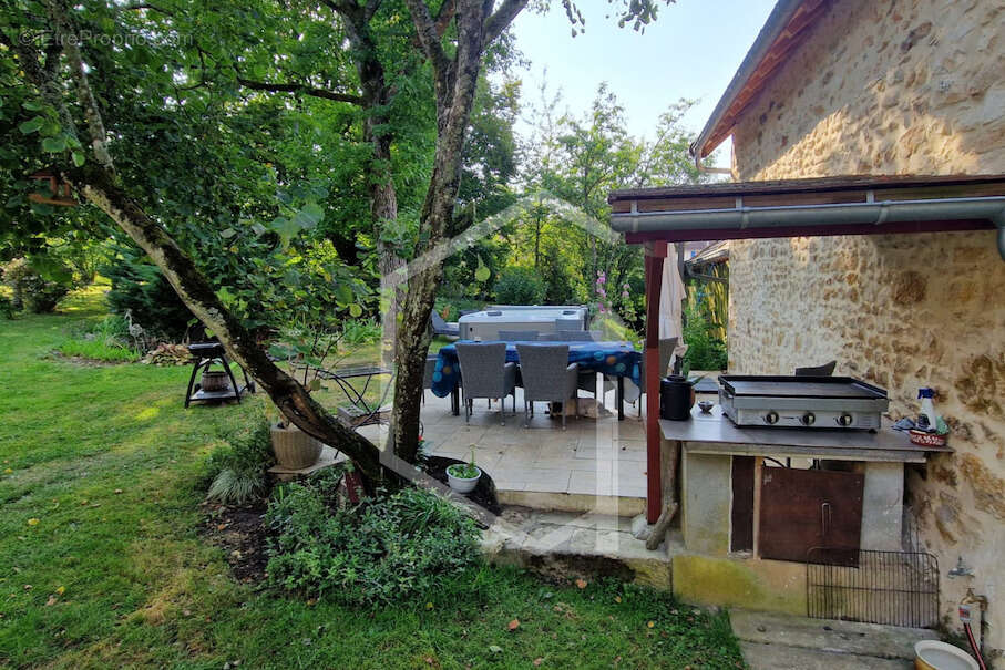 Maison à MENETOU-RATEL