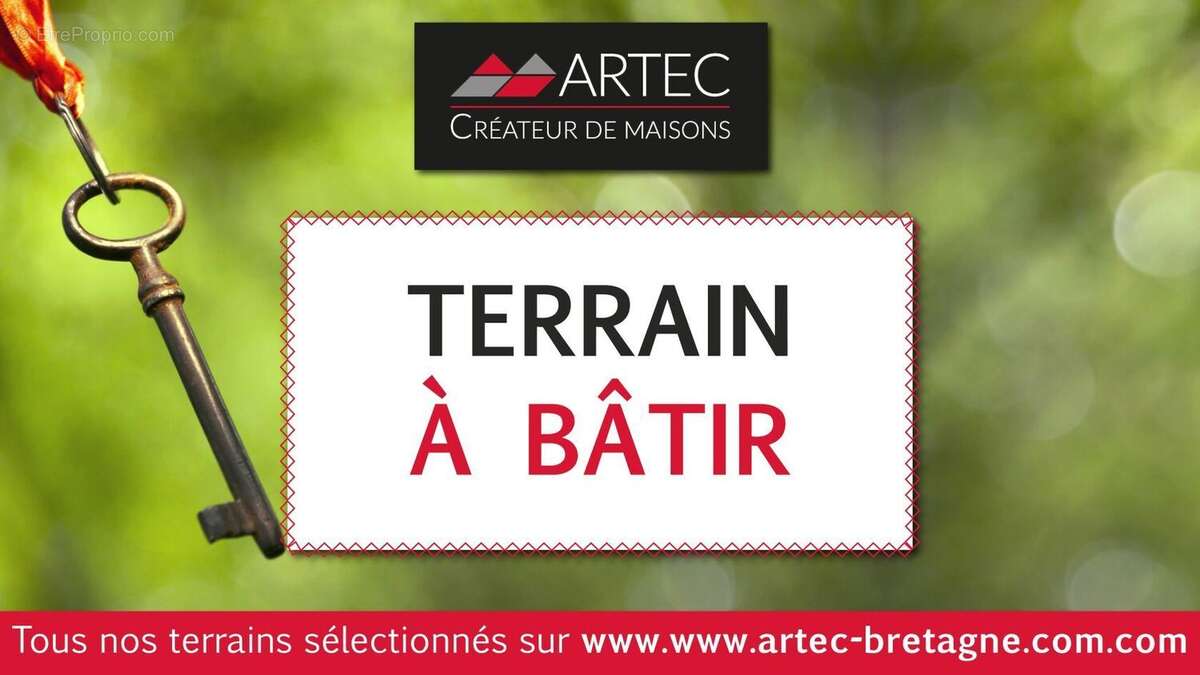 Terrain à PIRE-SUR-SEICHE