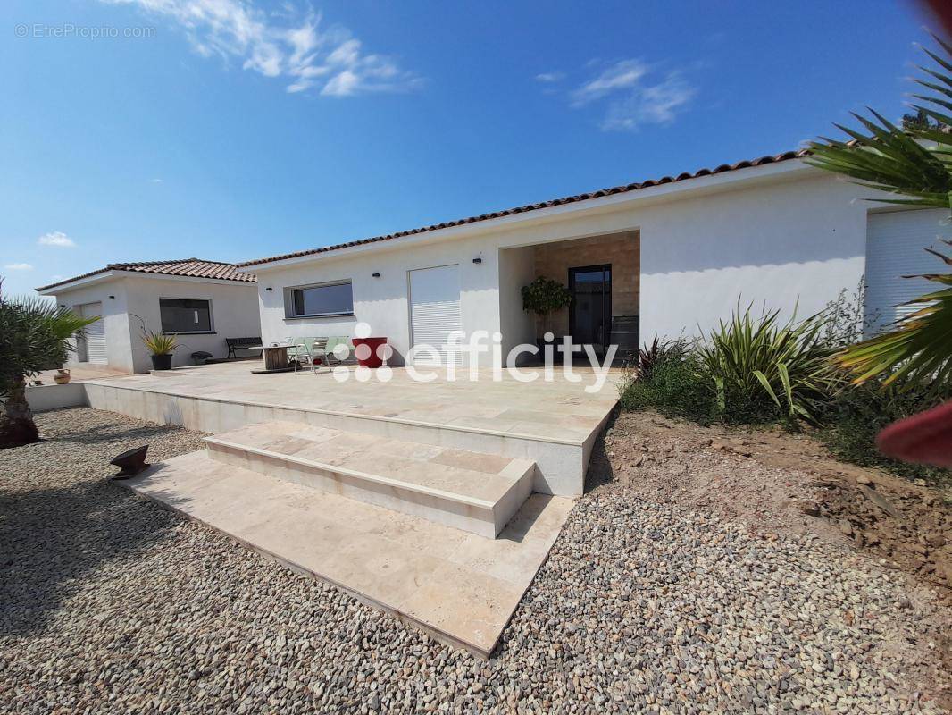 Maison à FOS