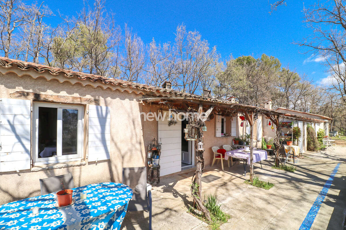 Maison à FAYENCE