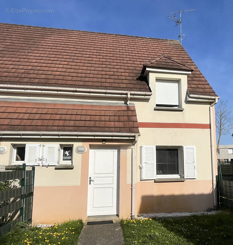 Maison à PONT-SAINTE-MAXENCE