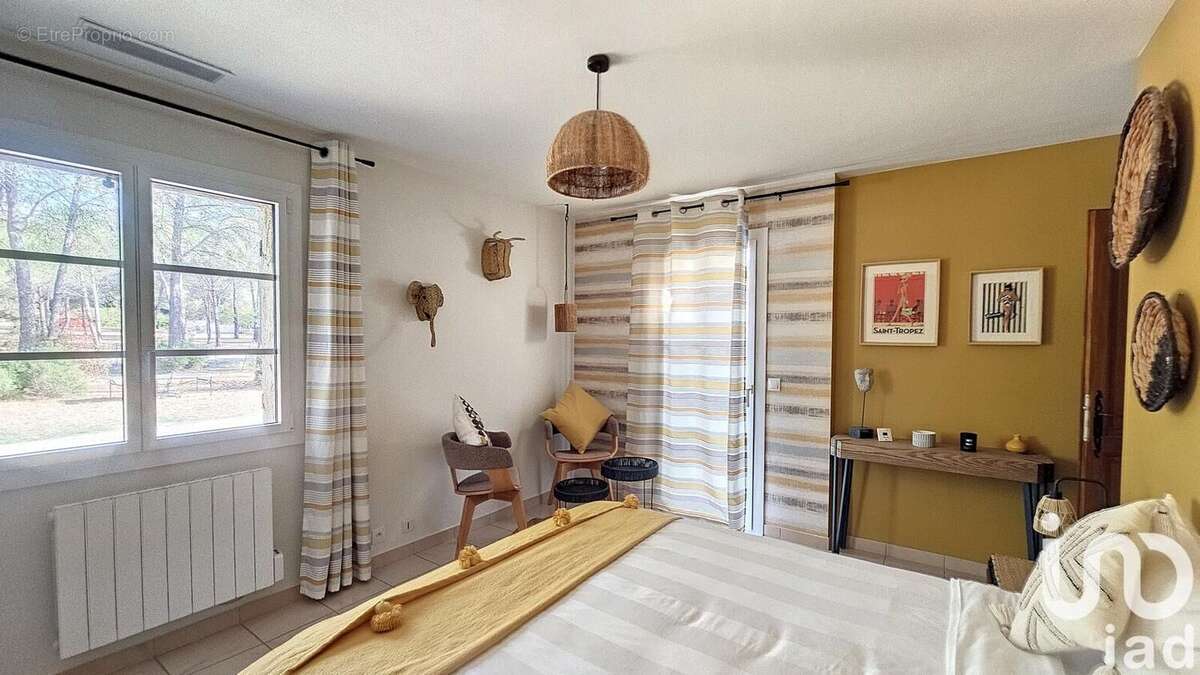 Photo 8 - Maison à PUGET-SUR-ARGENS