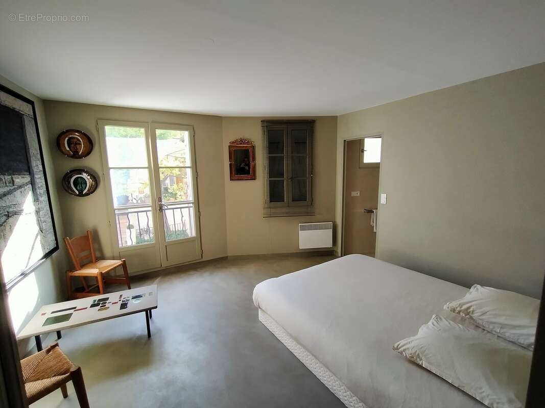 Appartement à LE CASTELLET