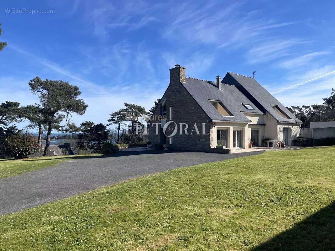 Maison à PENVENAN