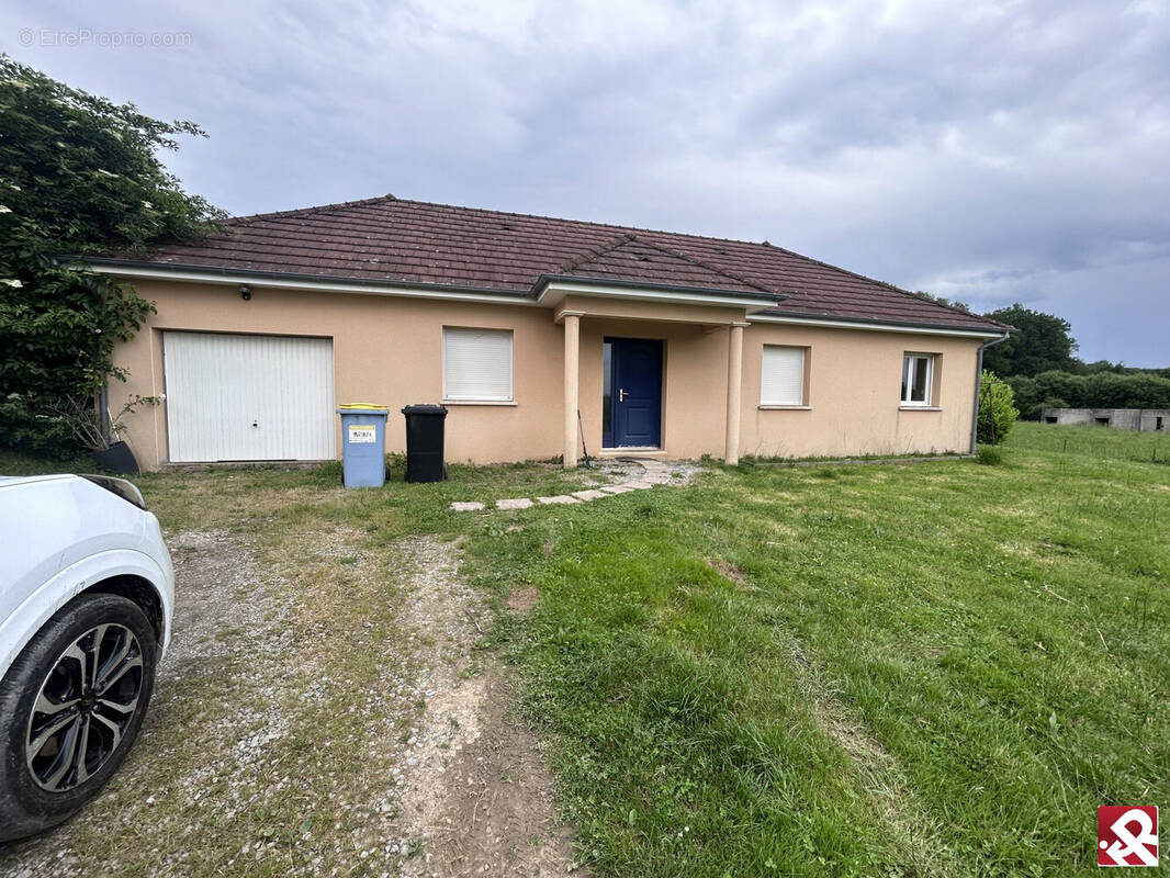 Maison à LA SOUTERRAINE