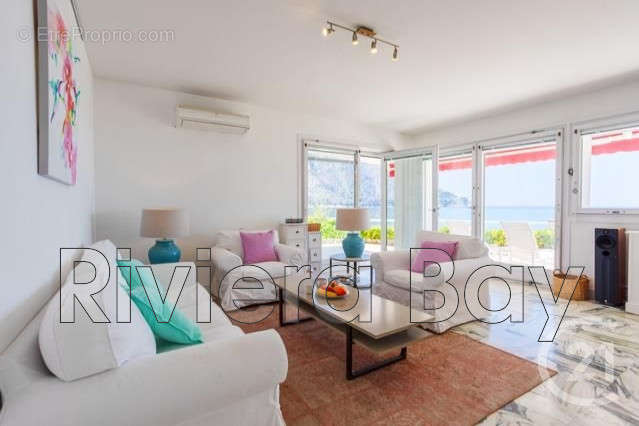 Appartement à EZE