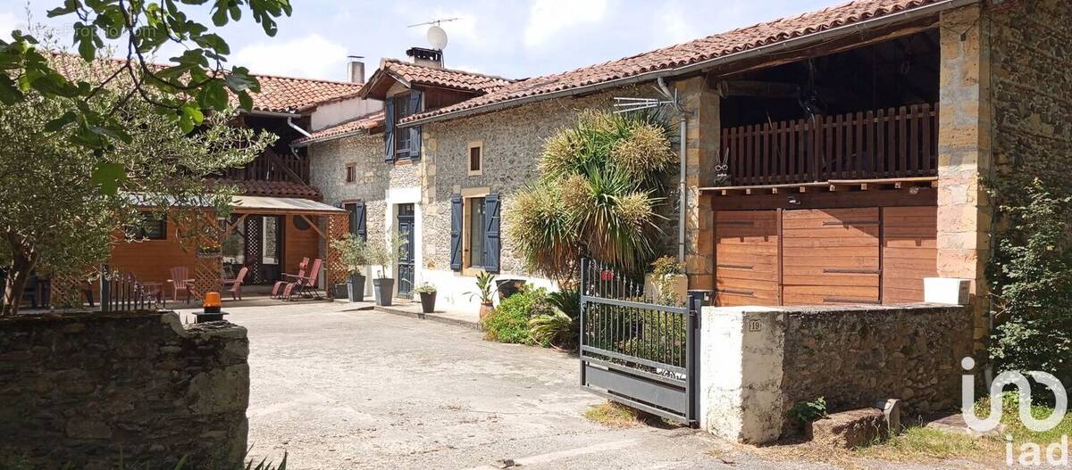 Photo 1 - Maison à LABARTHE-INARD