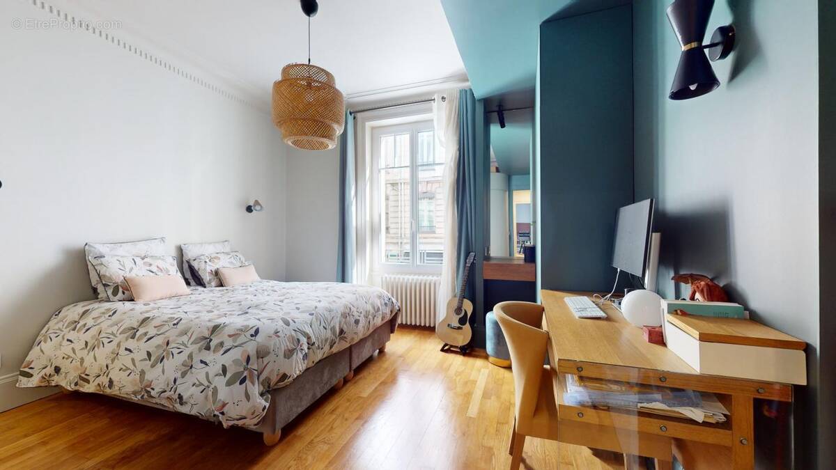 Appartement à LYON-6E