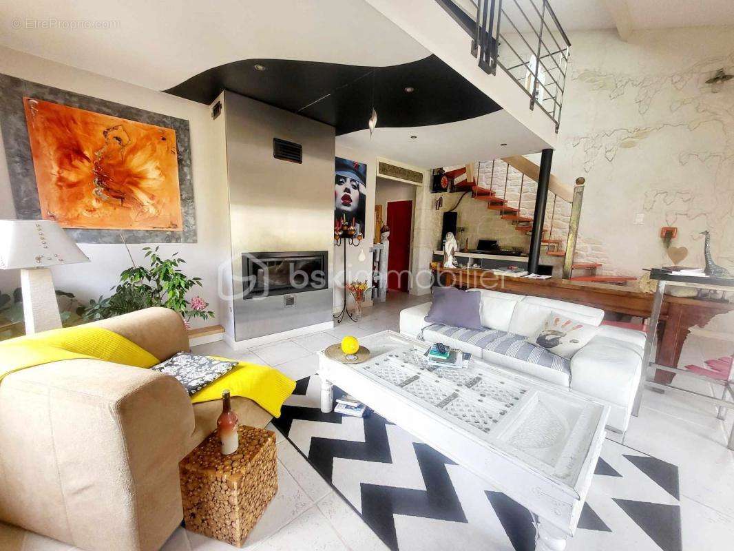 Maison à PRIVAS