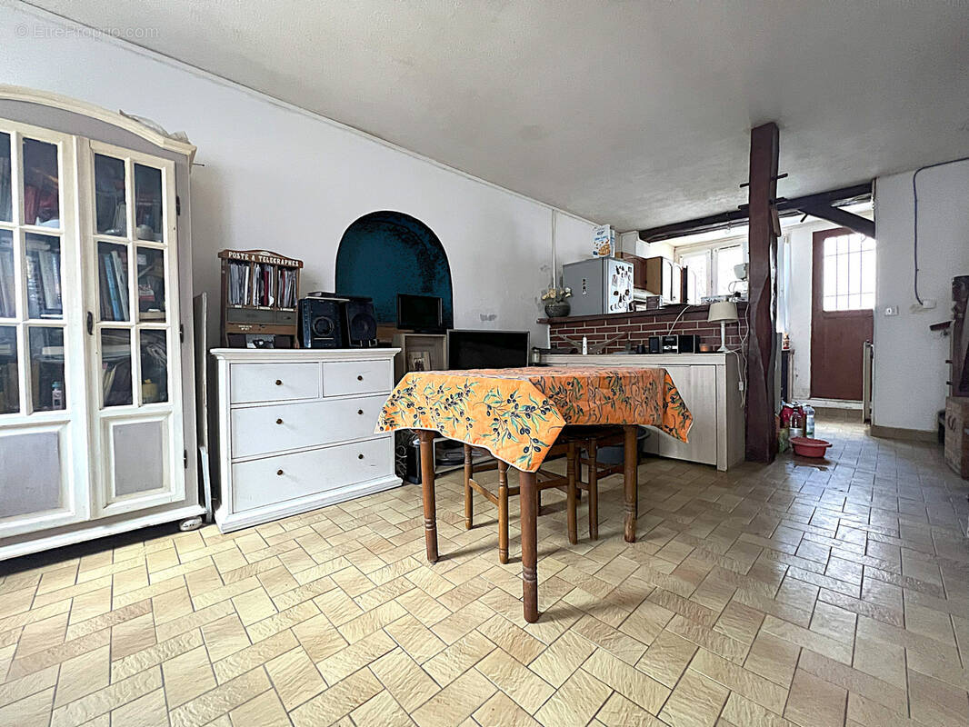 Maison à FUBLAINES