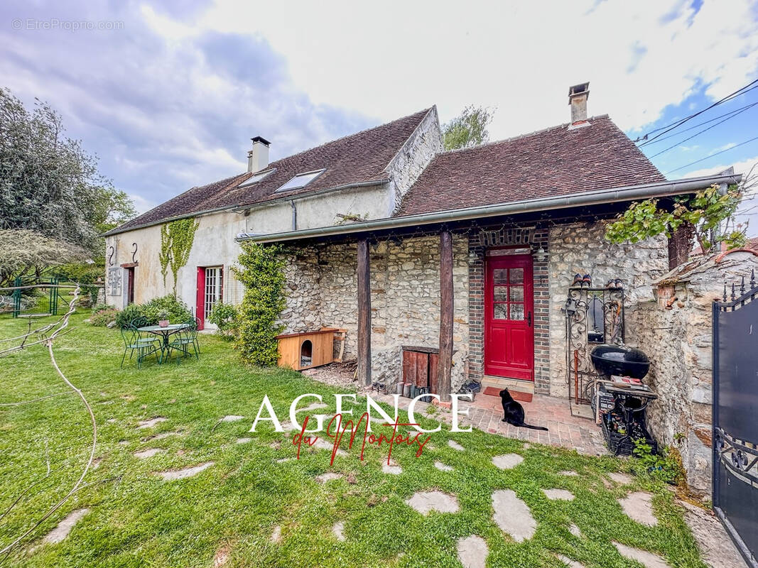 Maison à DONNEMARIE-DONTILLY