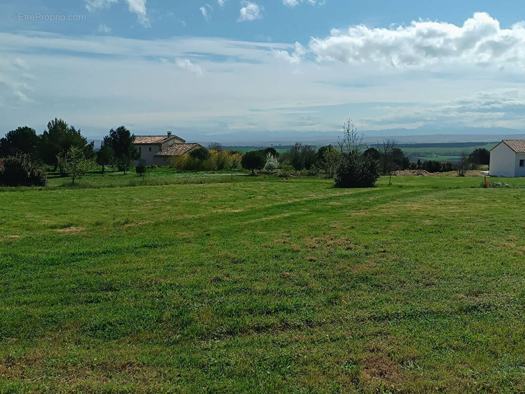 Terrain à BRAM