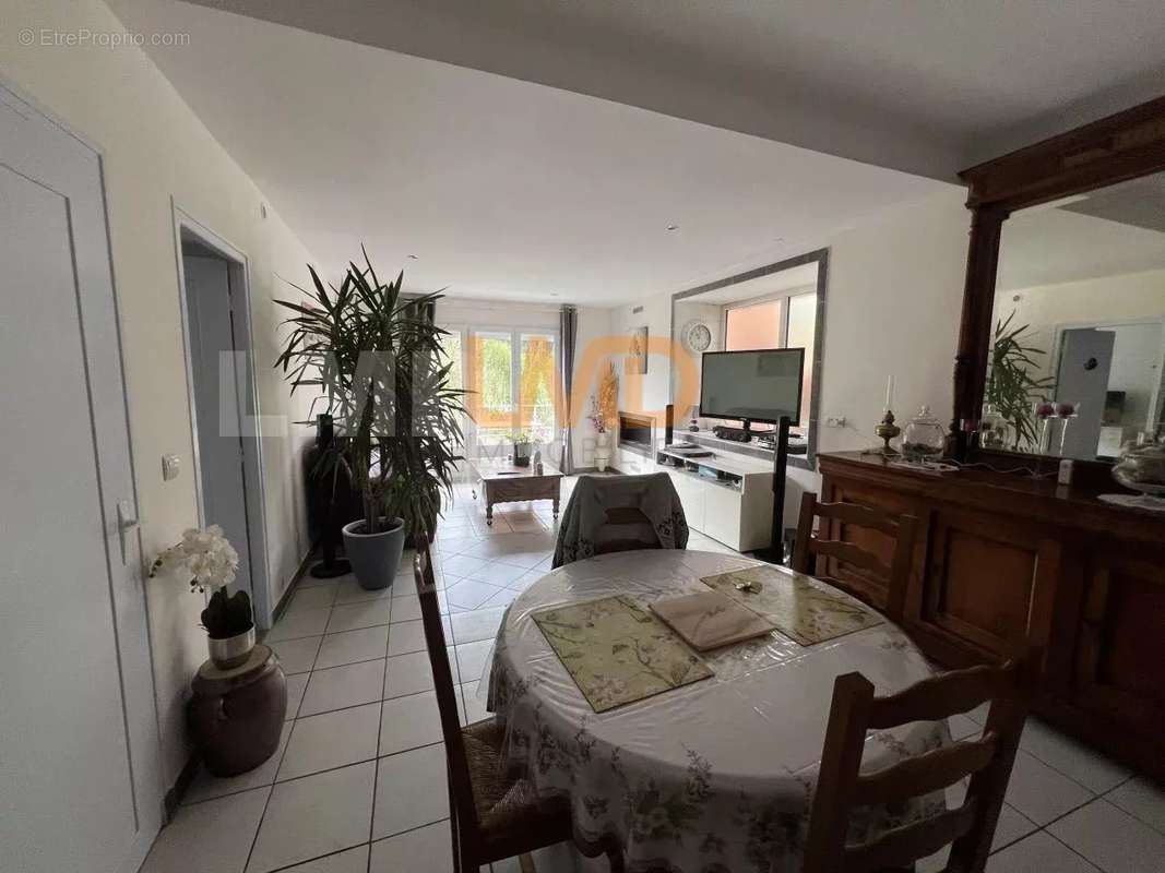 Appartement à AUBIN