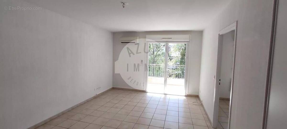Appartement à PLAN-D&#039;AUPS-SAINTE-BAUME