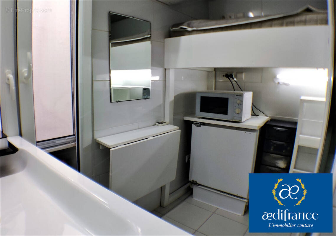 Appartement à PARIS-1E