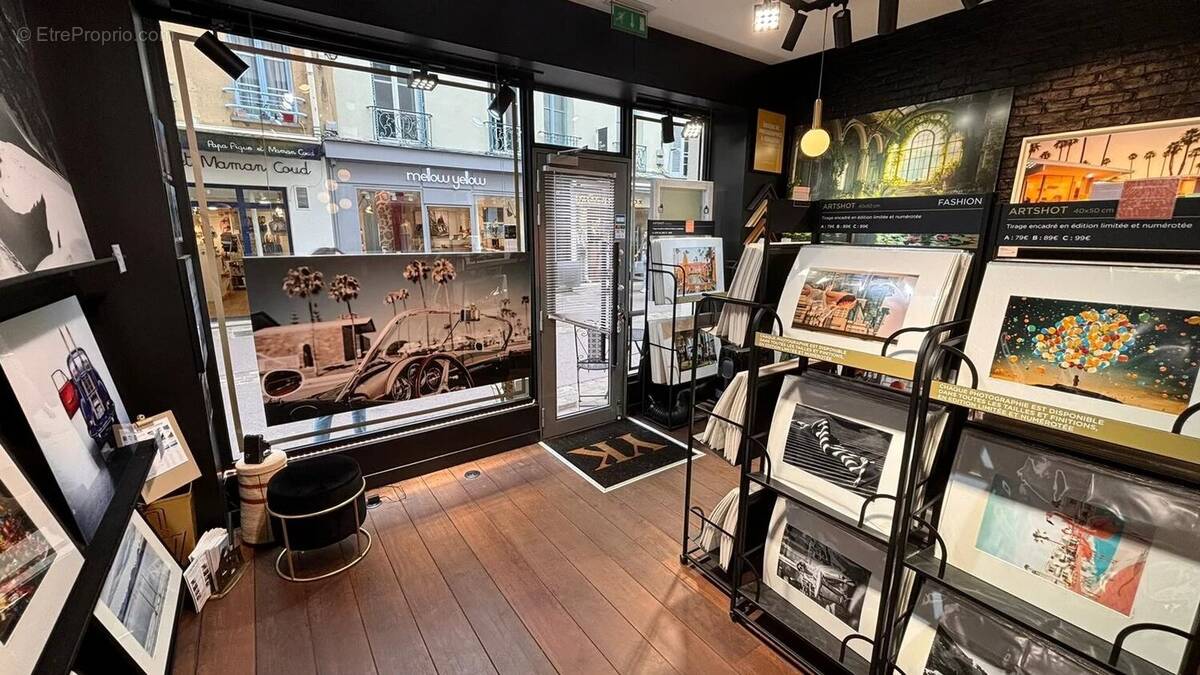 Commerce à SAINT-GERMAIN-EN-LAYE