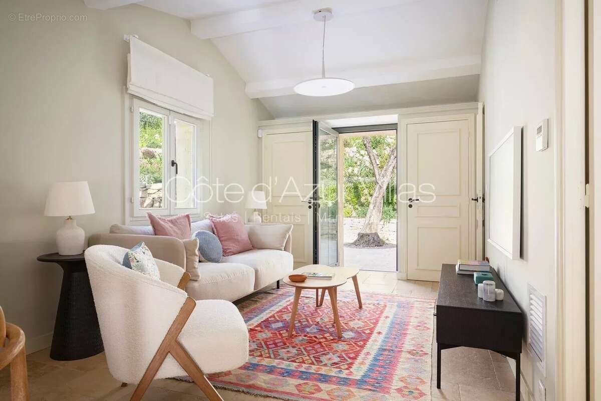 Maison à MOUGINS