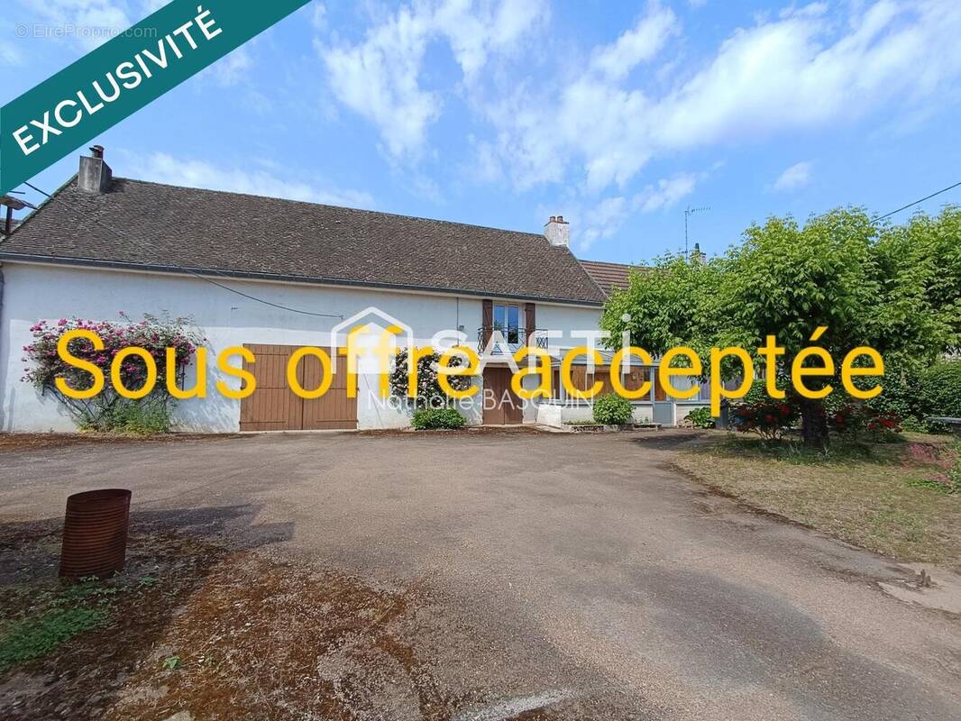 Photo 1 - Maison à CHATENOY-LE-ROYAL