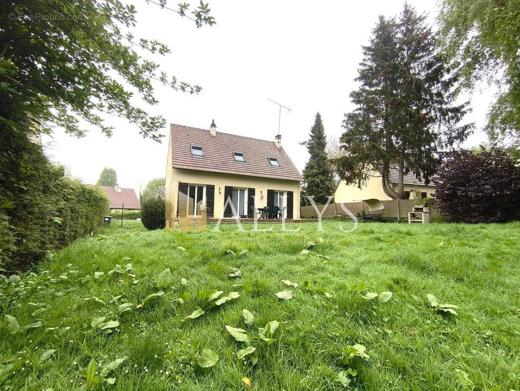 Maison à CHAUMONT-EN-VEXIN