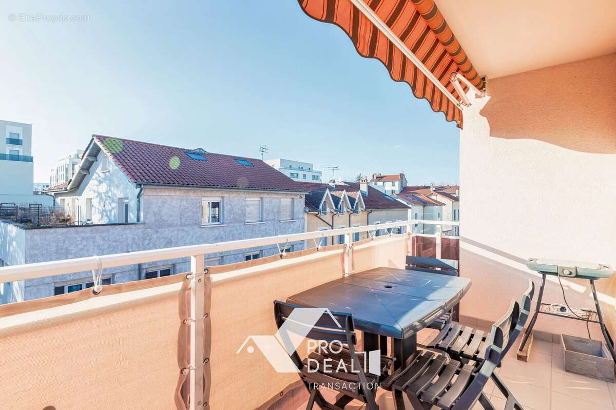 Appartement à LYON-8E