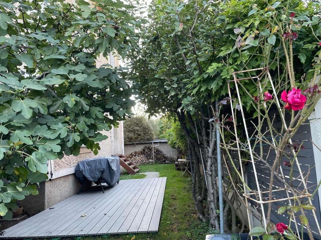 Photo 2 - Maison à SAINT-MAUR-DES-FOSSES