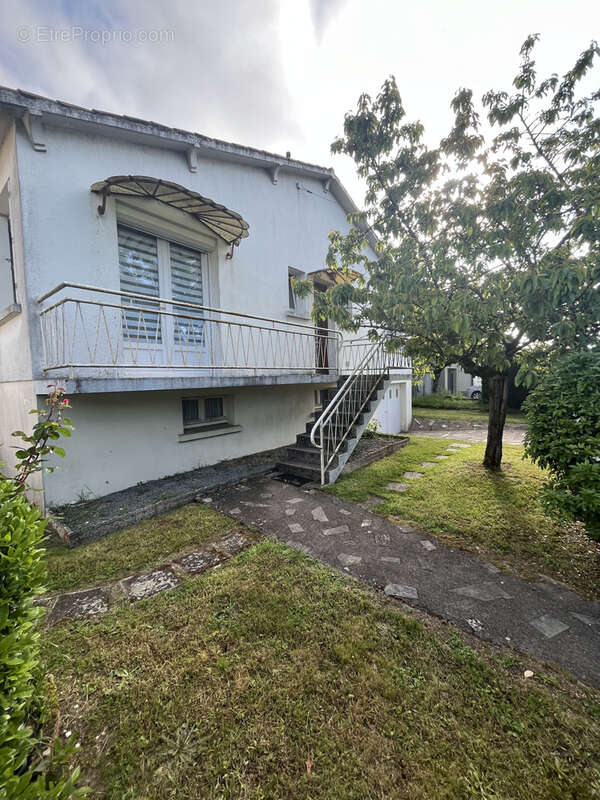 Maison à MAULEON