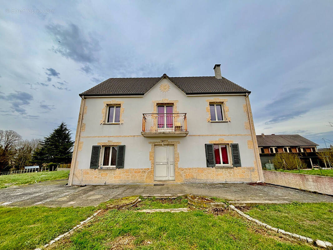 Maison à SAINT-CLAIR-SUR-EPTE