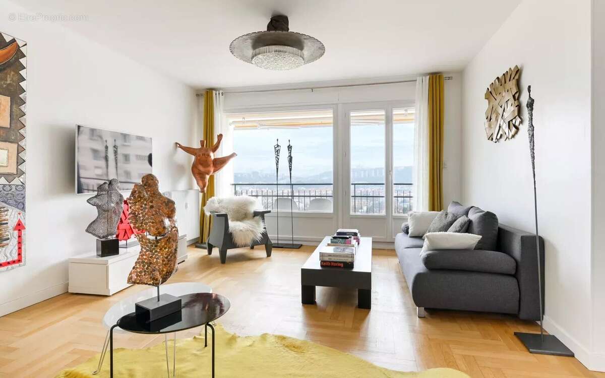 Appartement à LYON-9E