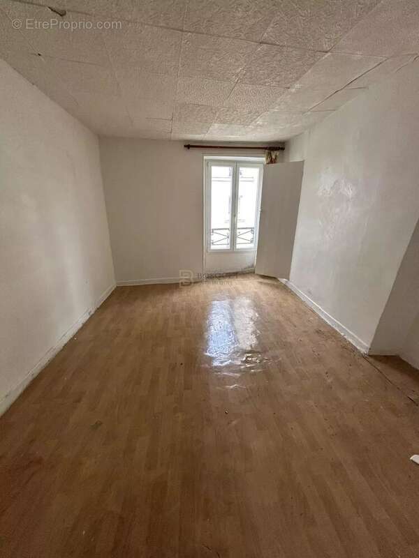 Appartement à PARIS-10E