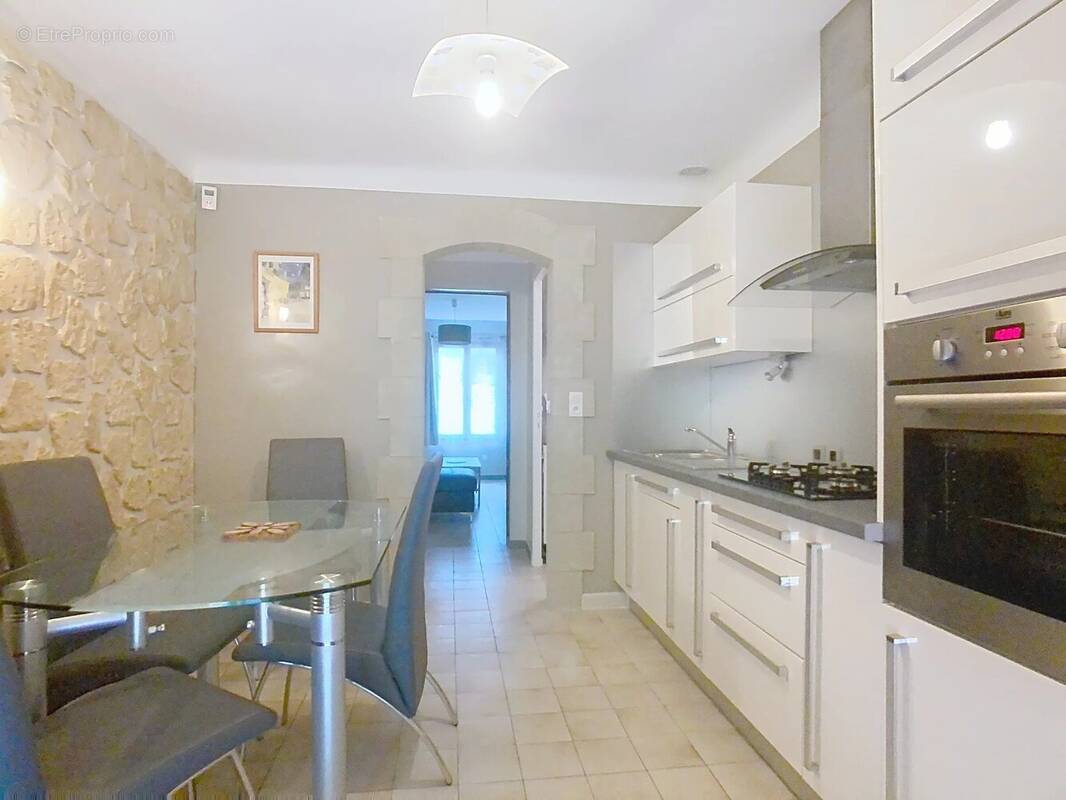 Appartement à ANNOT